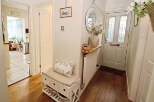 BEAUMONT AVENUE- click for photo gallery